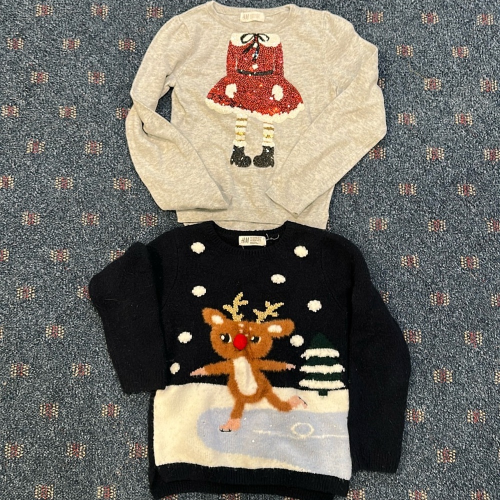 Two super cute Christmas sweaters H&M sz 6-8